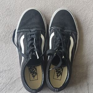 Vans Classic Black and White Low-Tops